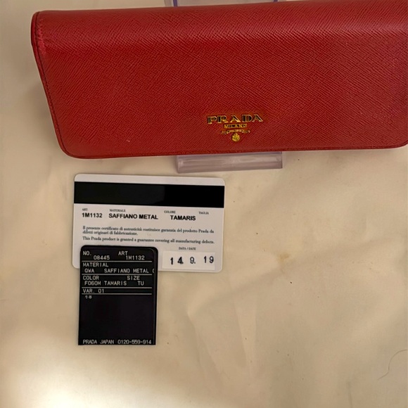 PRADA LONG WALLET IN LIGHT PINK COLOR BRAND NEW  NWOT - Picture 4 of 16